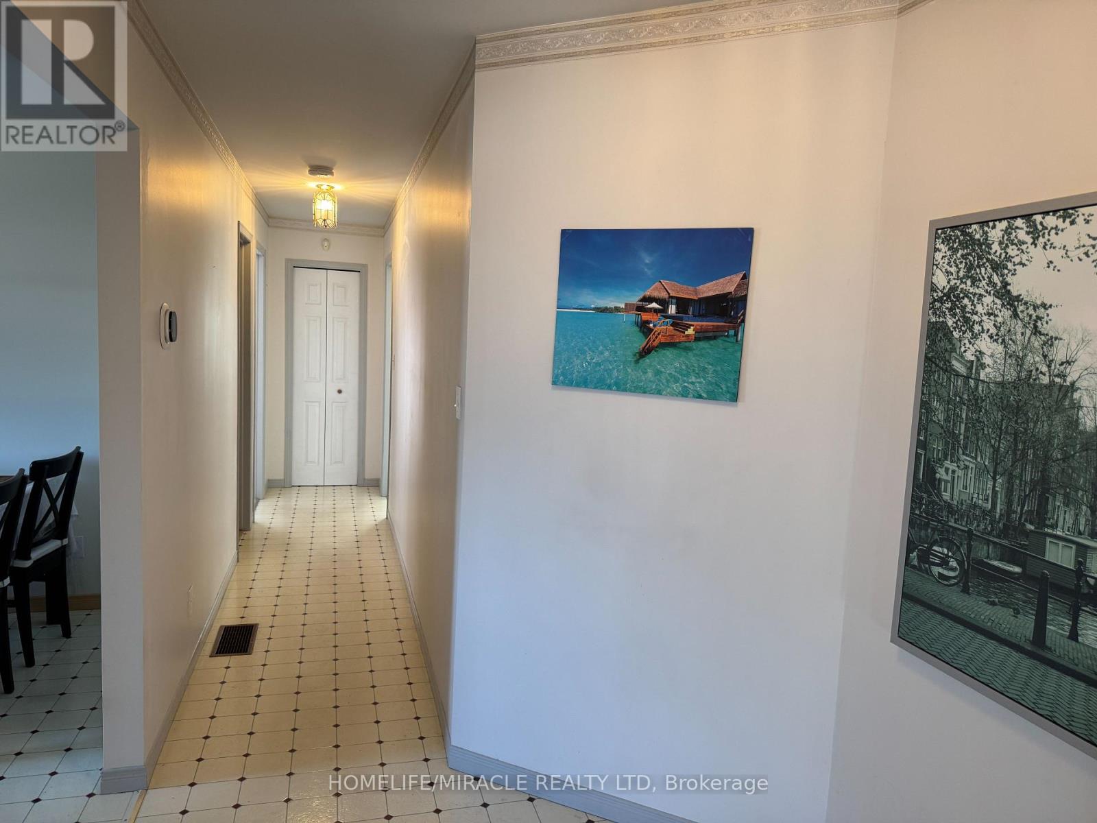 40 ST CHARLES STREET - 12