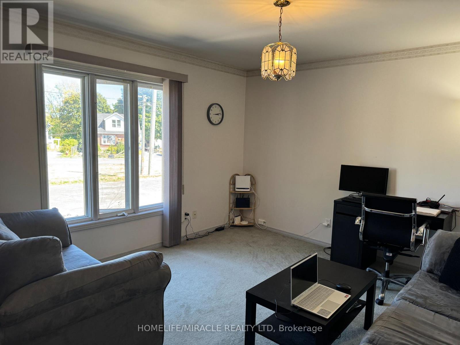 40 ST CHARLES STREET - 24