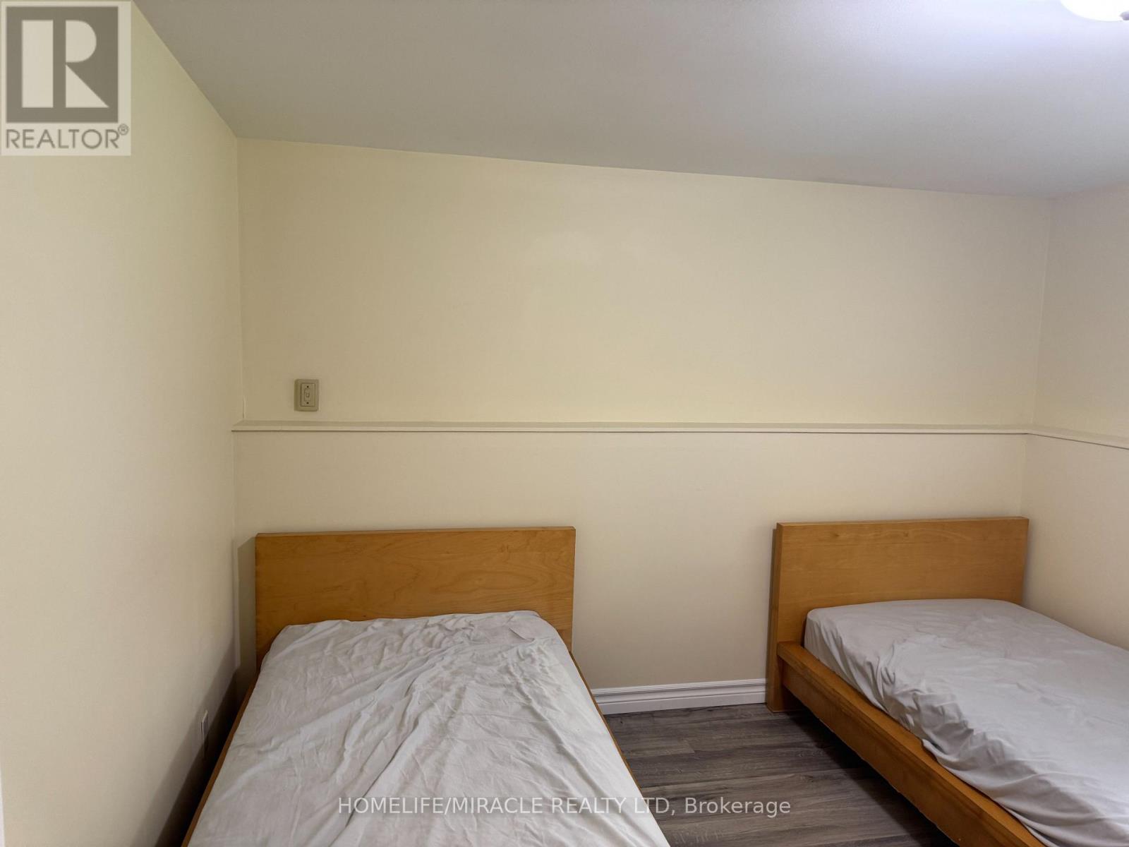 40 ST CHARLES STREET - Image 38