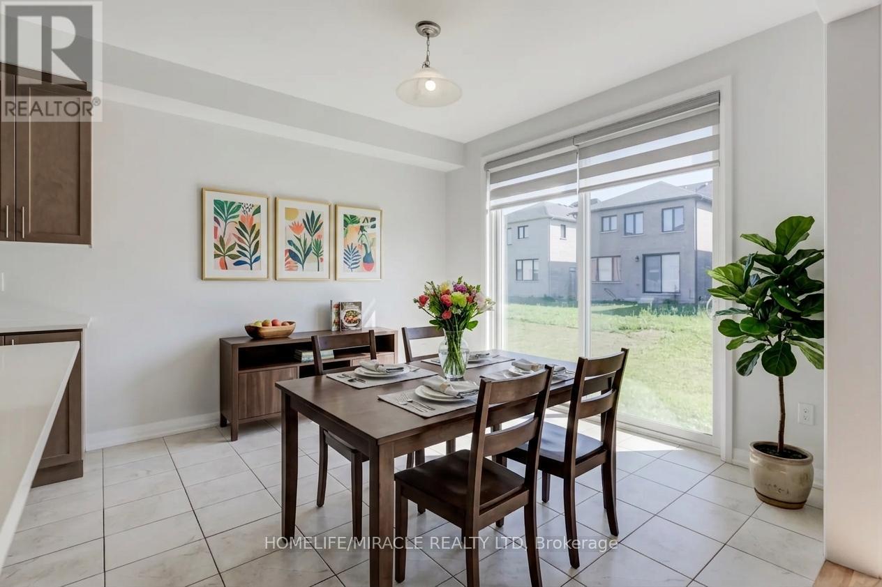 76 MACKAY DRIVE - 25