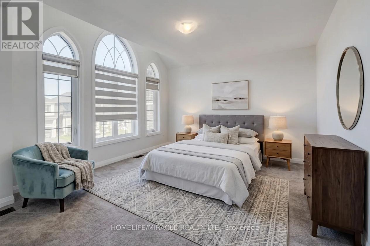 76 MACKAY DRIVE - 29