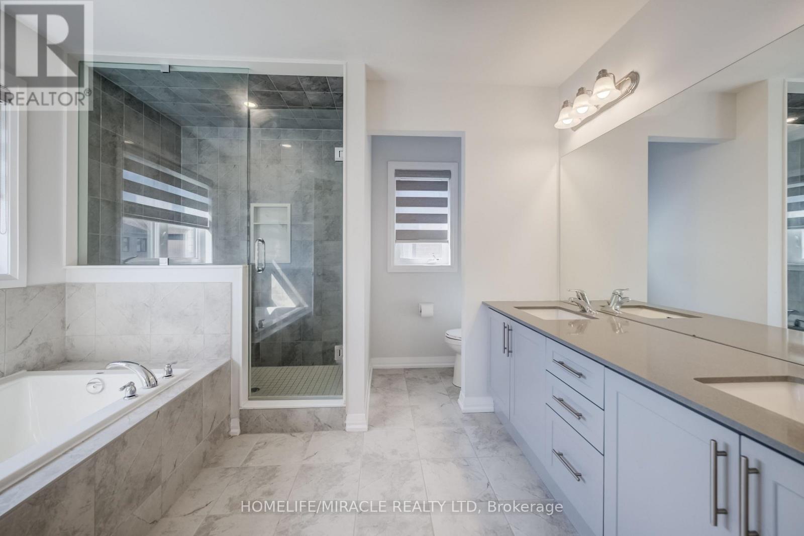 76 MACKAY DRIVE - 38