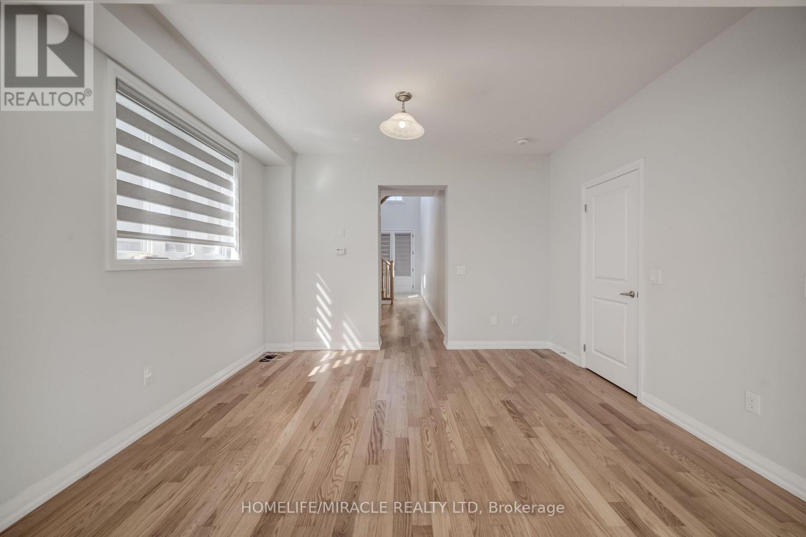 76 MACKAY DRIVE - 8