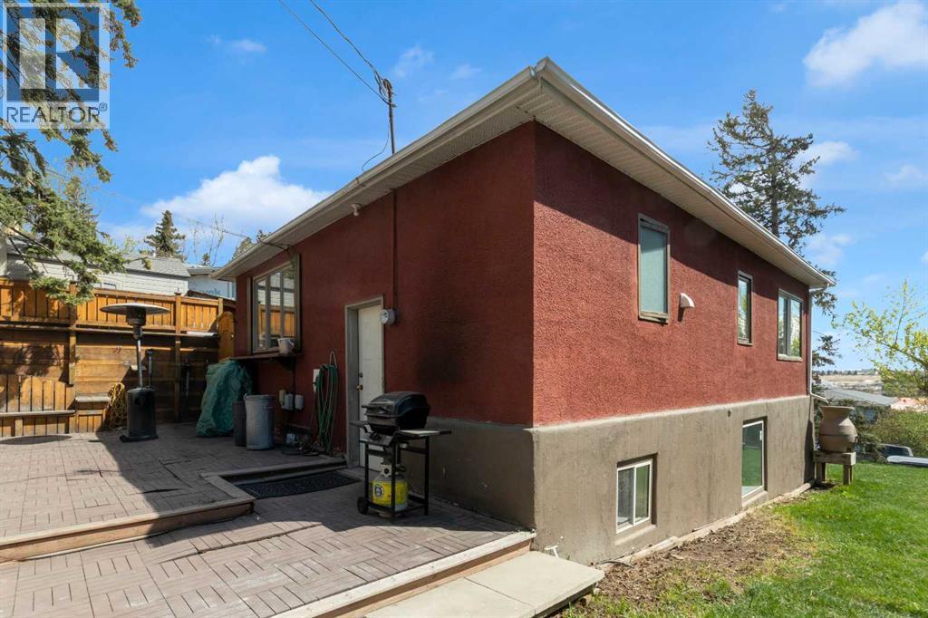 4007 Centre A Street Northeast - Photo 30