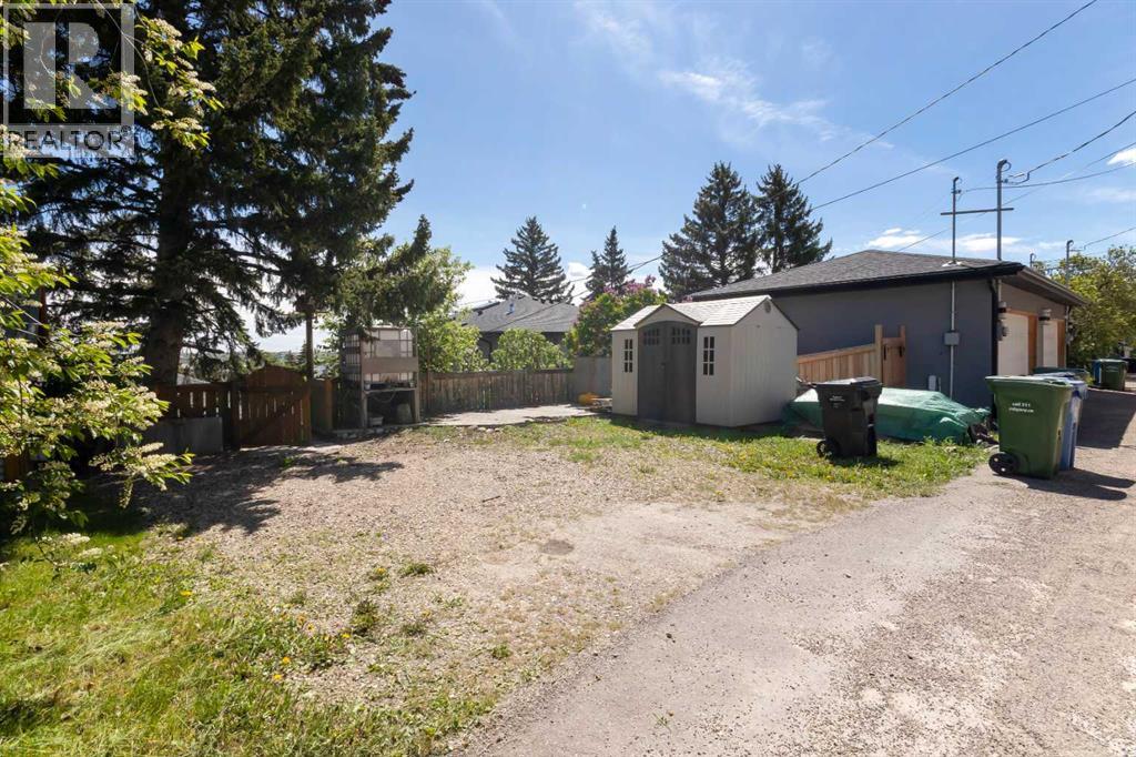 4007 Centre A Street Northeast - Photo 39