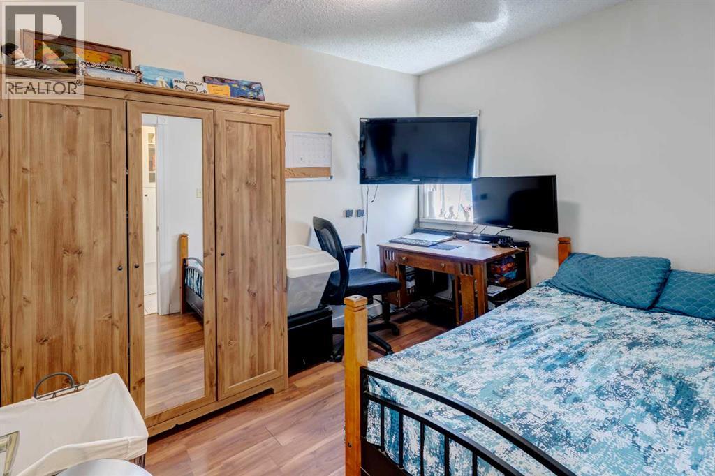 4007 Centre A Street Northeast - Photo 19