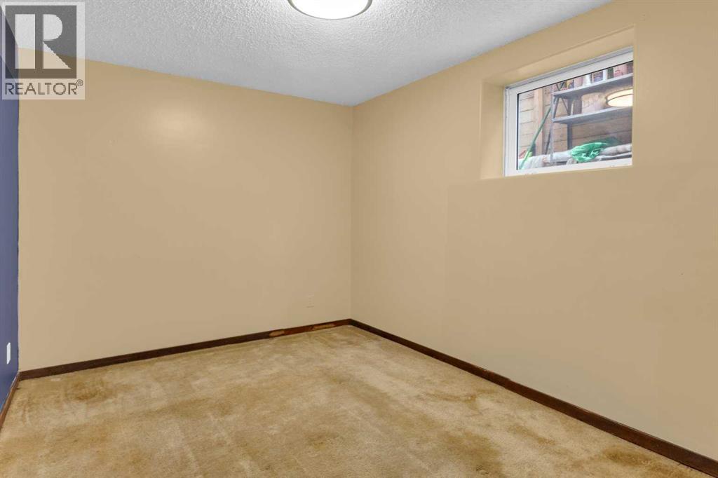 4007 Centre A Street Northeast - Photo 25