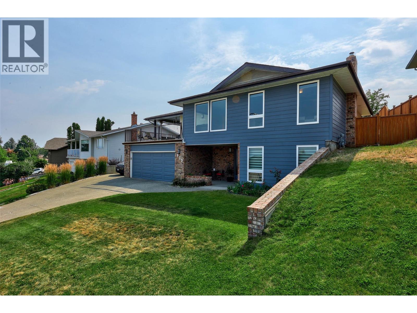 975 Huntleigh Crescent - 2
