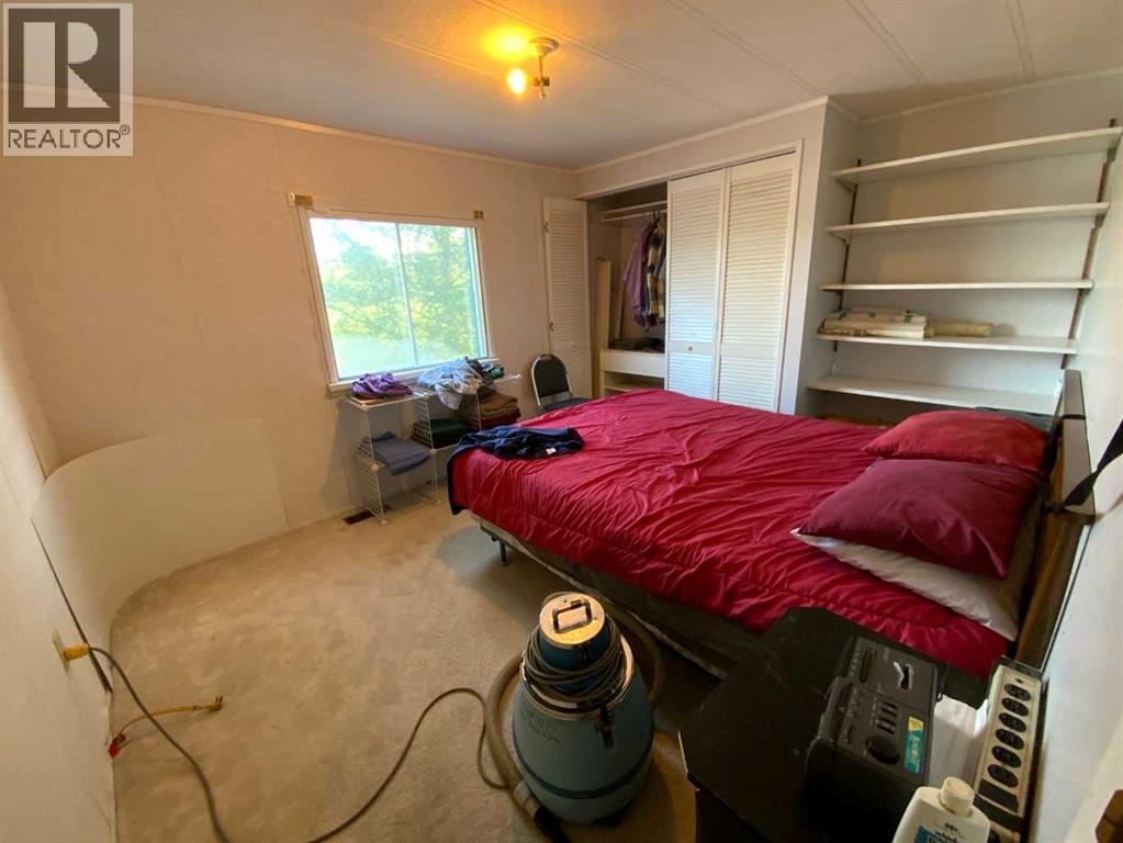 48 Mobile Drive Northeast