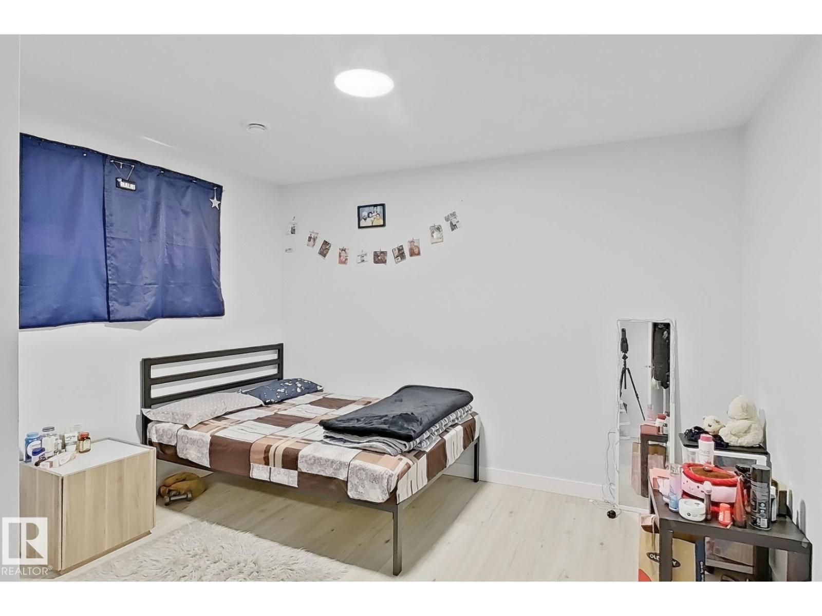 1231 WATT DR SW - 32