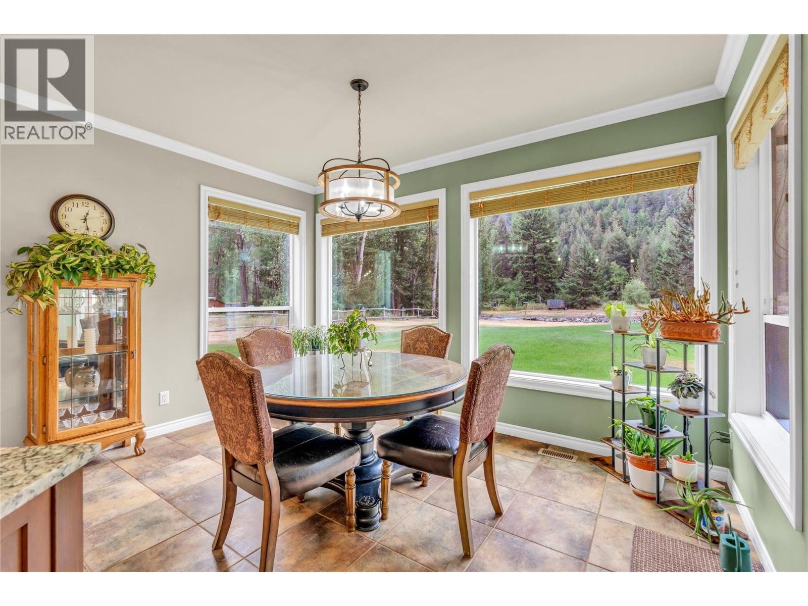 1084 Seven Mile Road - Image 28