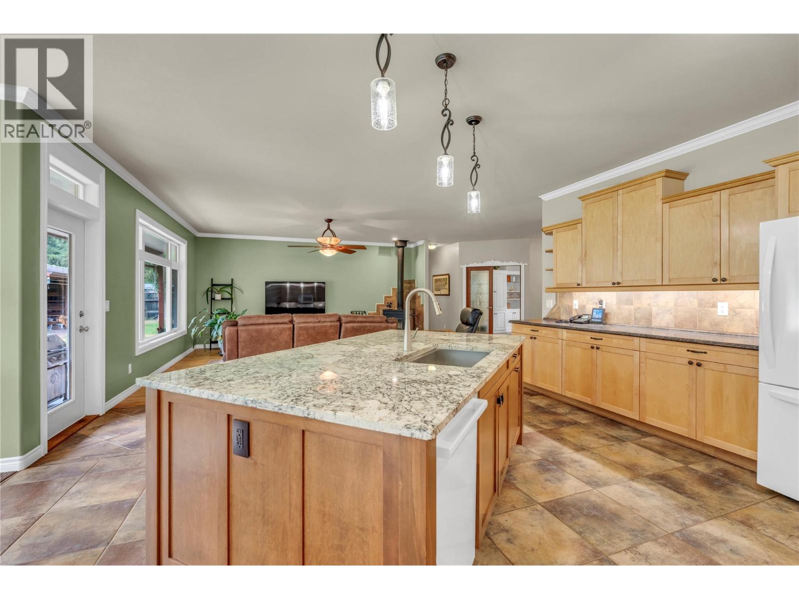 1084 Seven Mile Road - Image 26