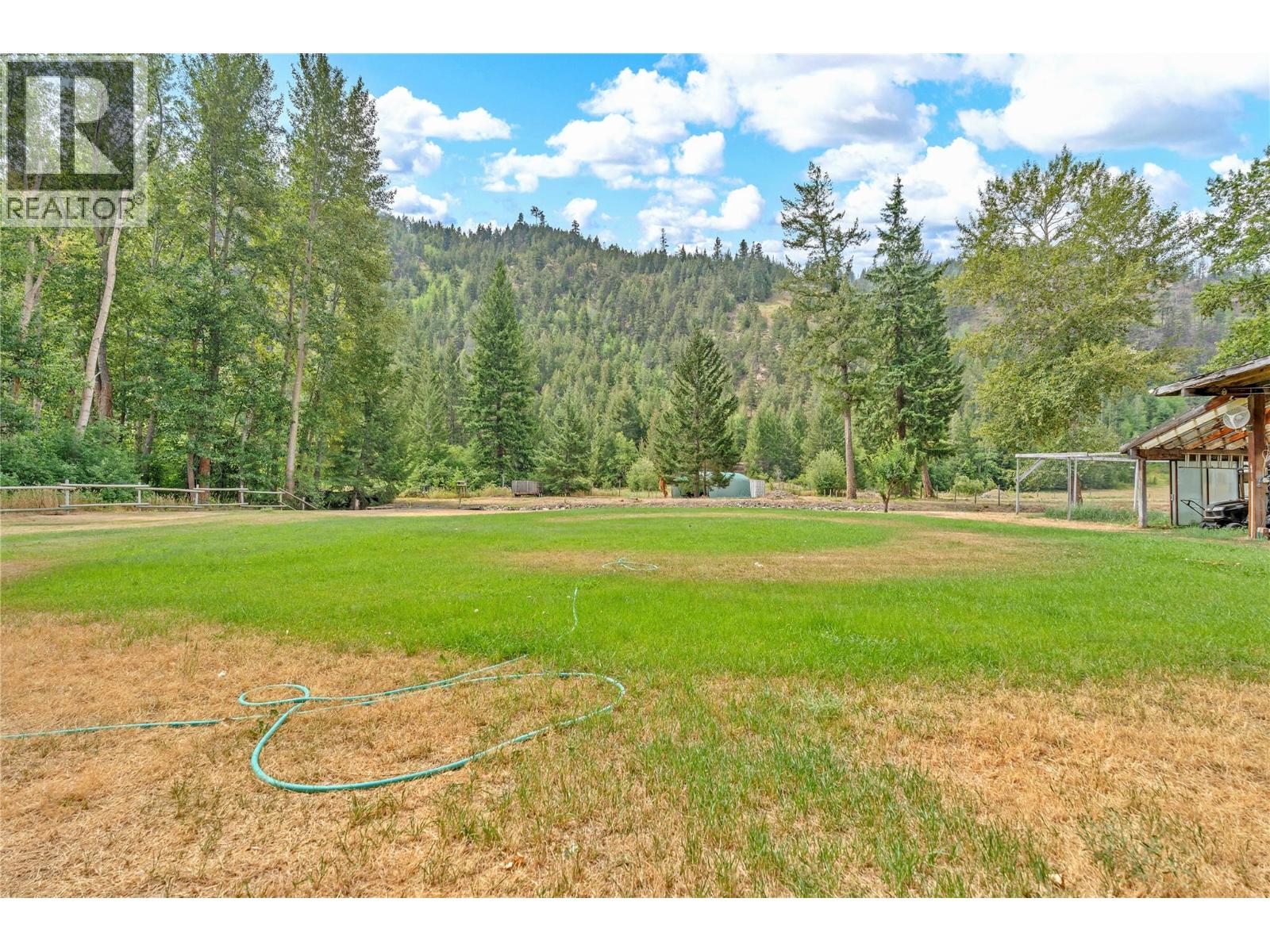 1084 Seven Mile Road - 48