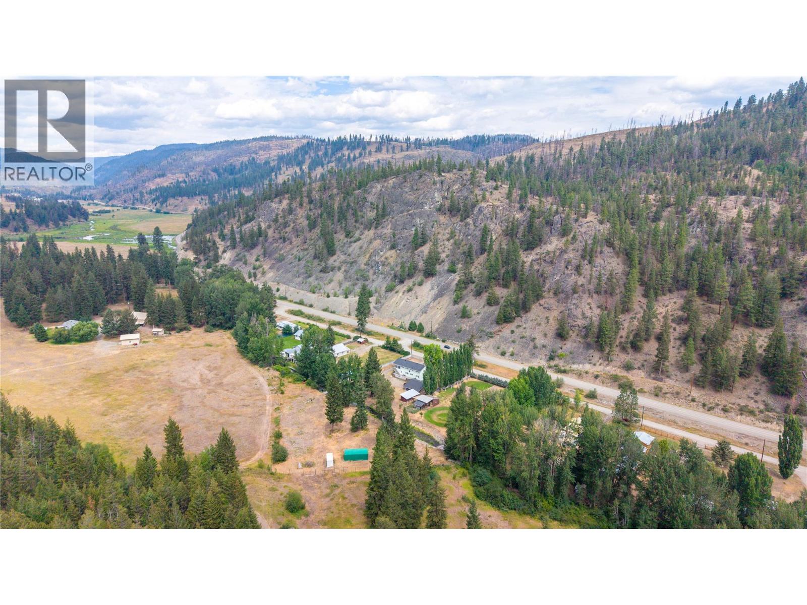 1084 Seven Mile Road - 58