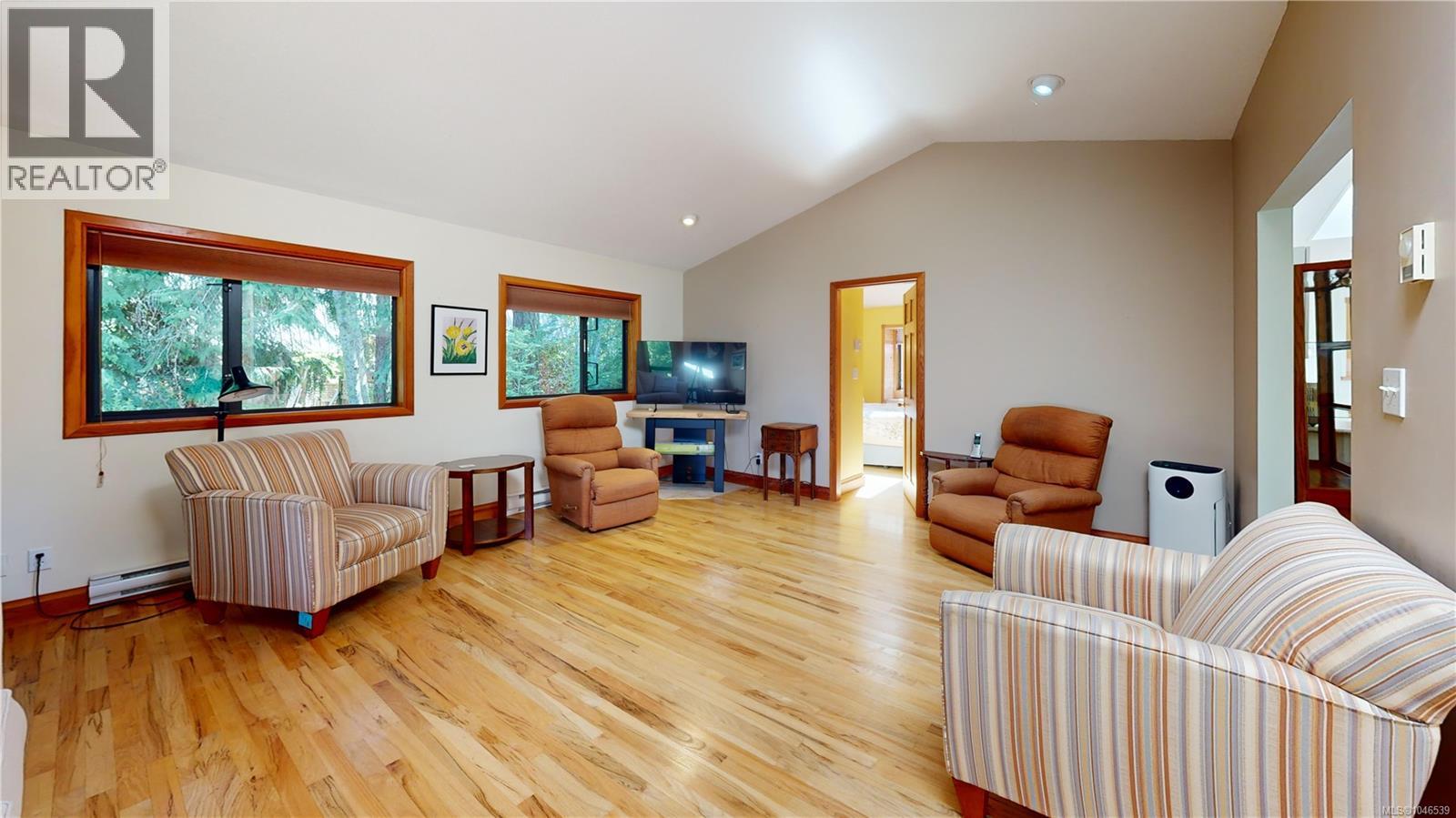 10 Malaspina Dr - 14