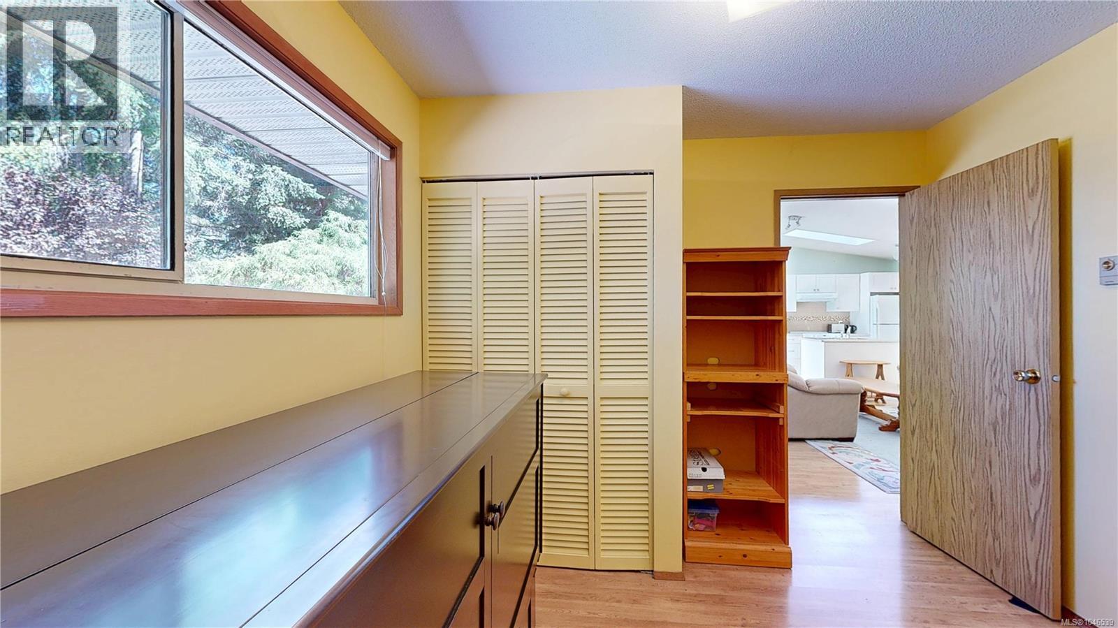 10 Malaspina Dr - Image 19