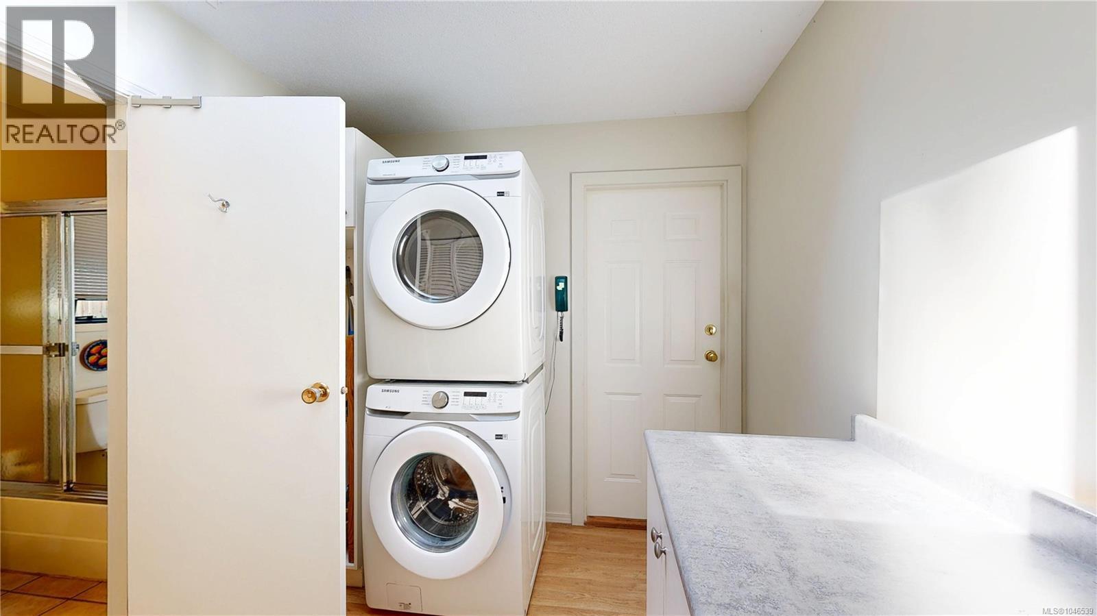 10 Malaspina Dr - 22