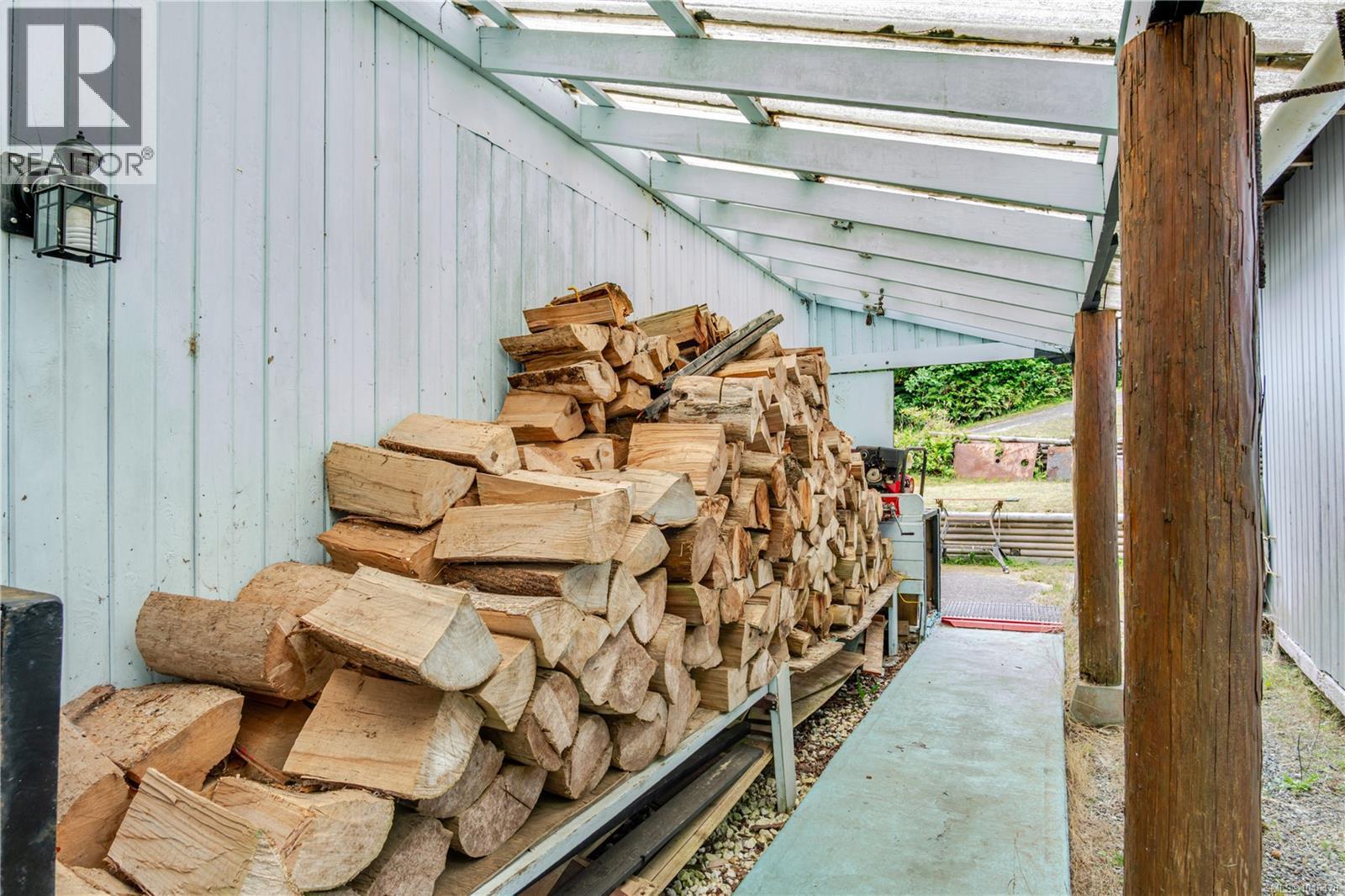 1191 Eber Rd - Image 32
