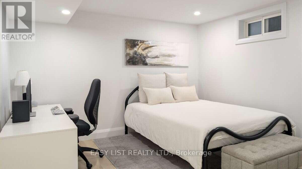 4 Bed, 4 Bath House for Sale in Ottawa – 1895 SAVOY PLACE, Ottawa – MLS# X13669222 - Image 33