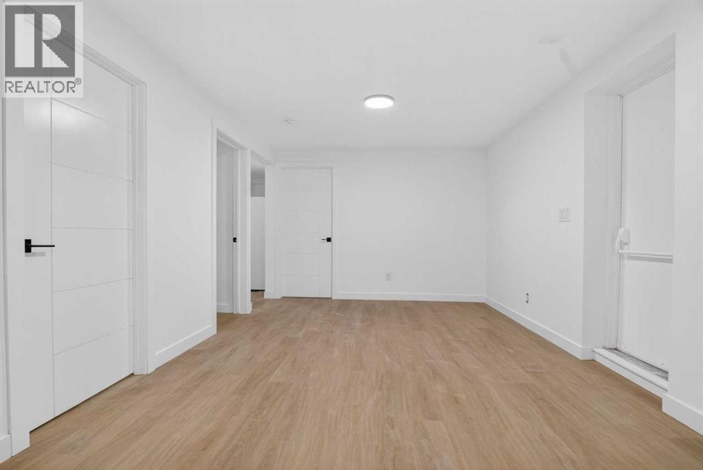 304 Beddington Circle Northeast - Photo 25