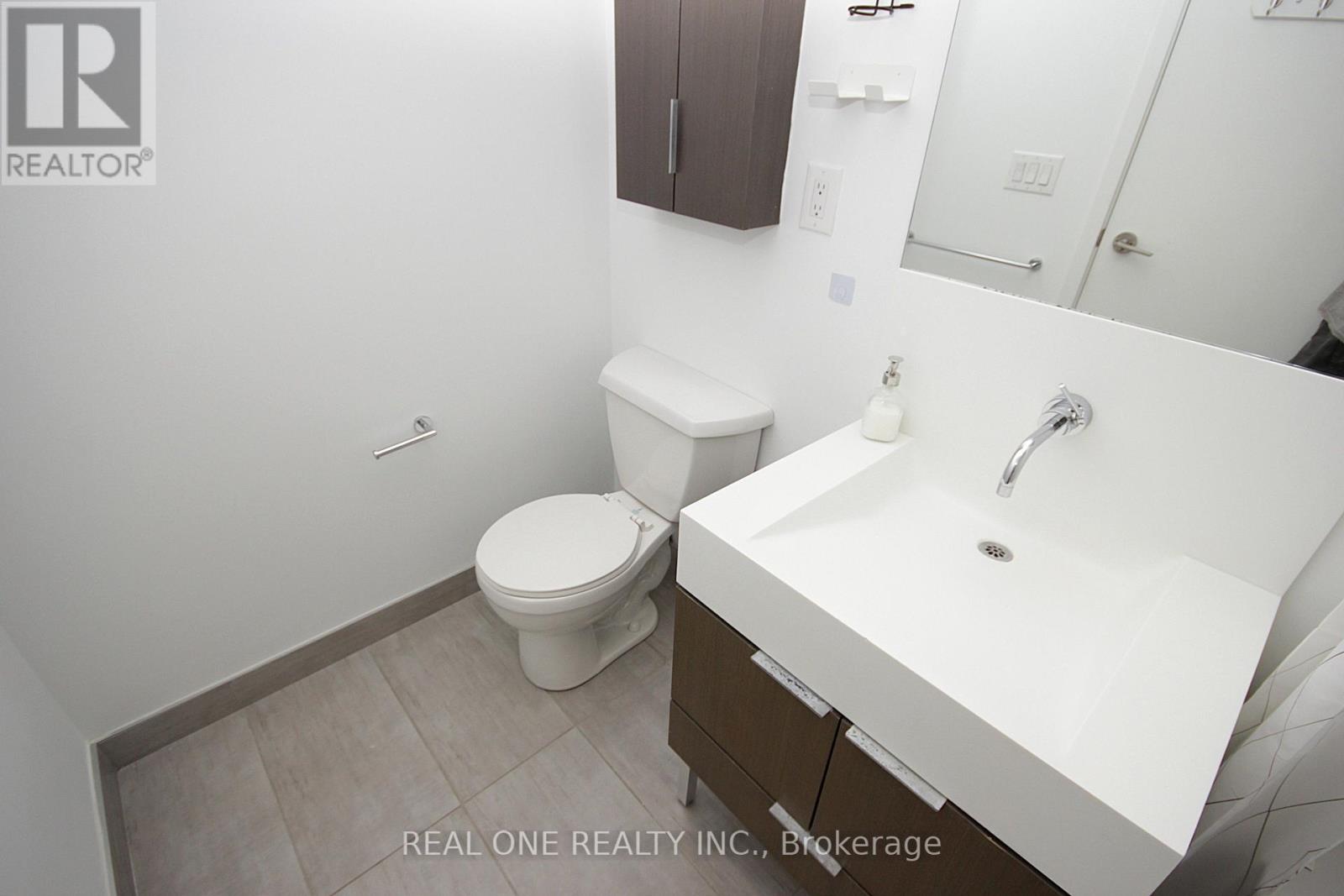 #3505 110 CHARLES STREET E - 16