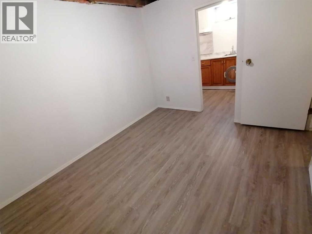 22 Whitman Close Northeast - Photo 30