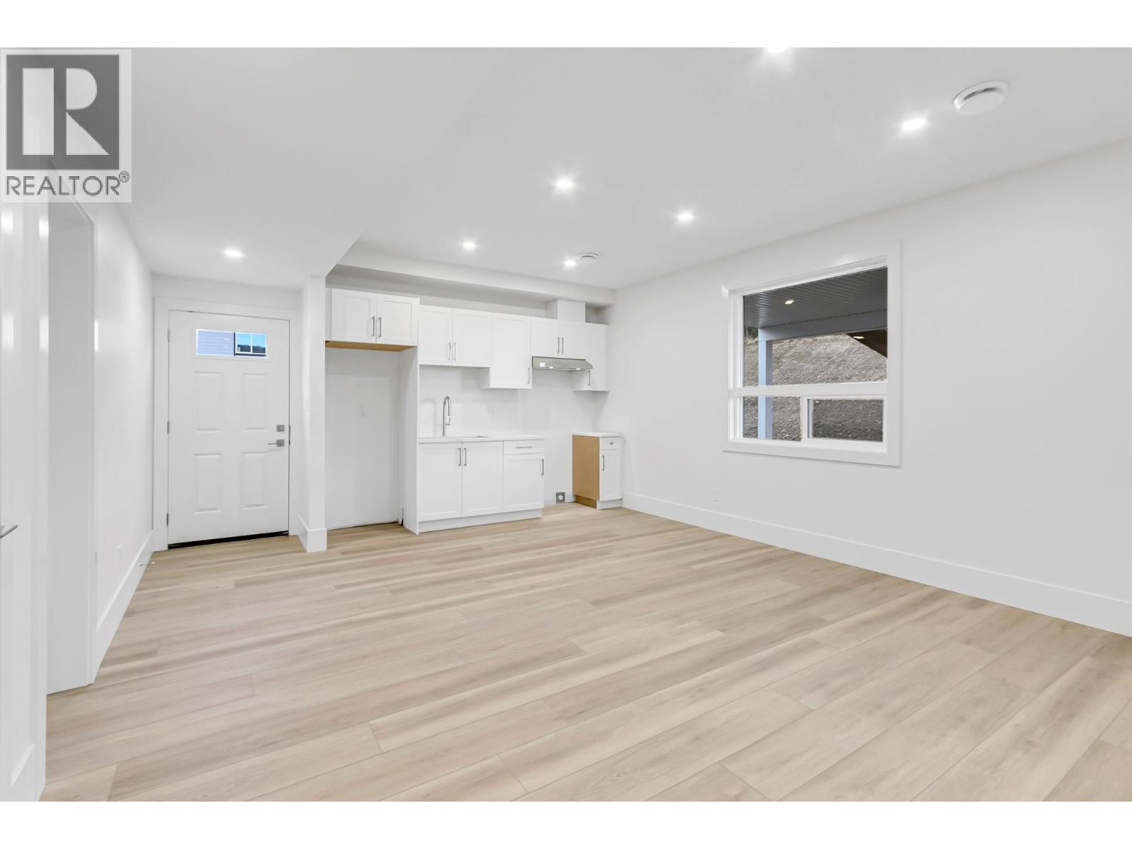 7943 SOUTHRIDGE AVENUE - 30