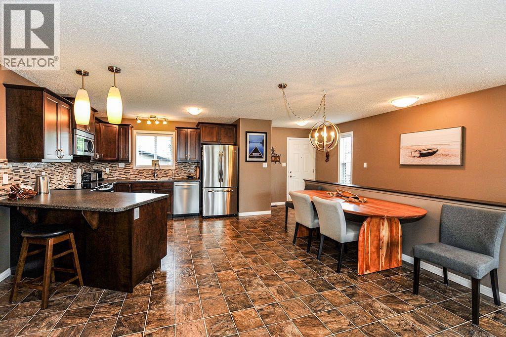 5113 52 Street - Image 11