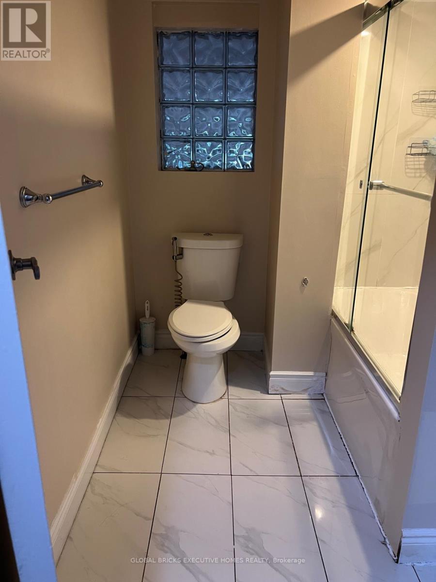 35 LUVERNE AVENUE - 12