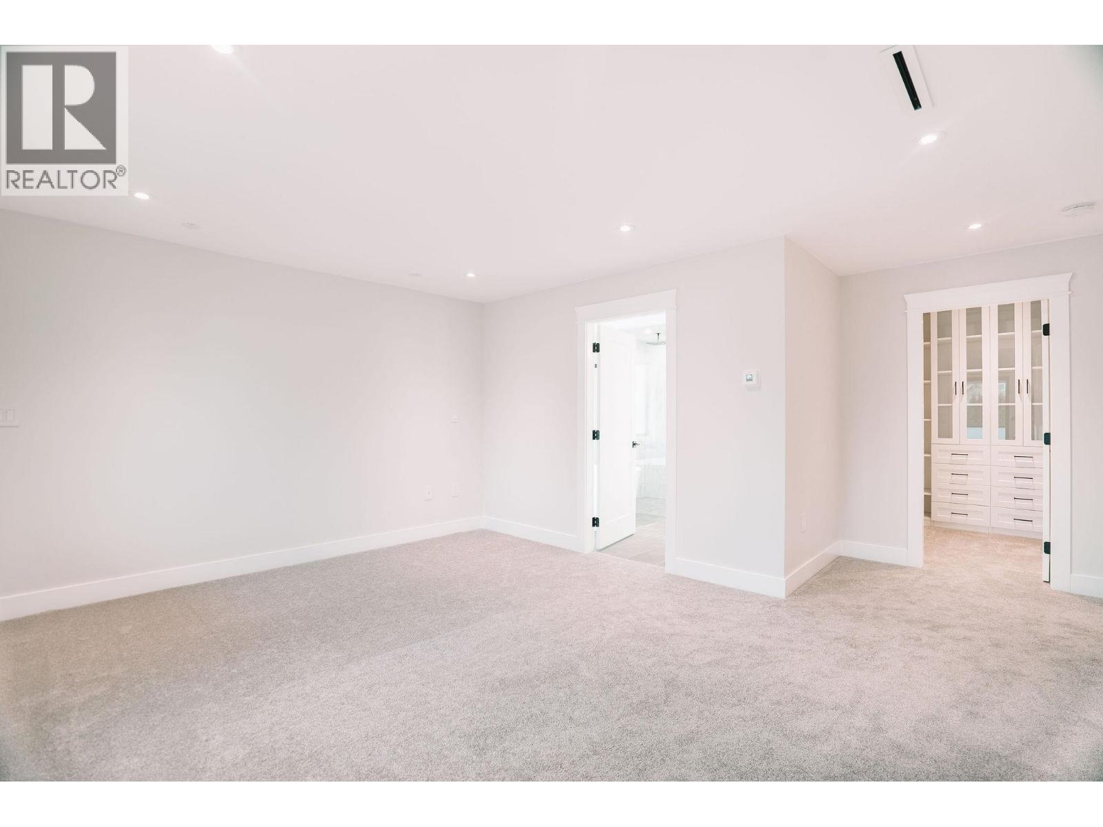 306 EIGHTH AVENUE, New Westminster