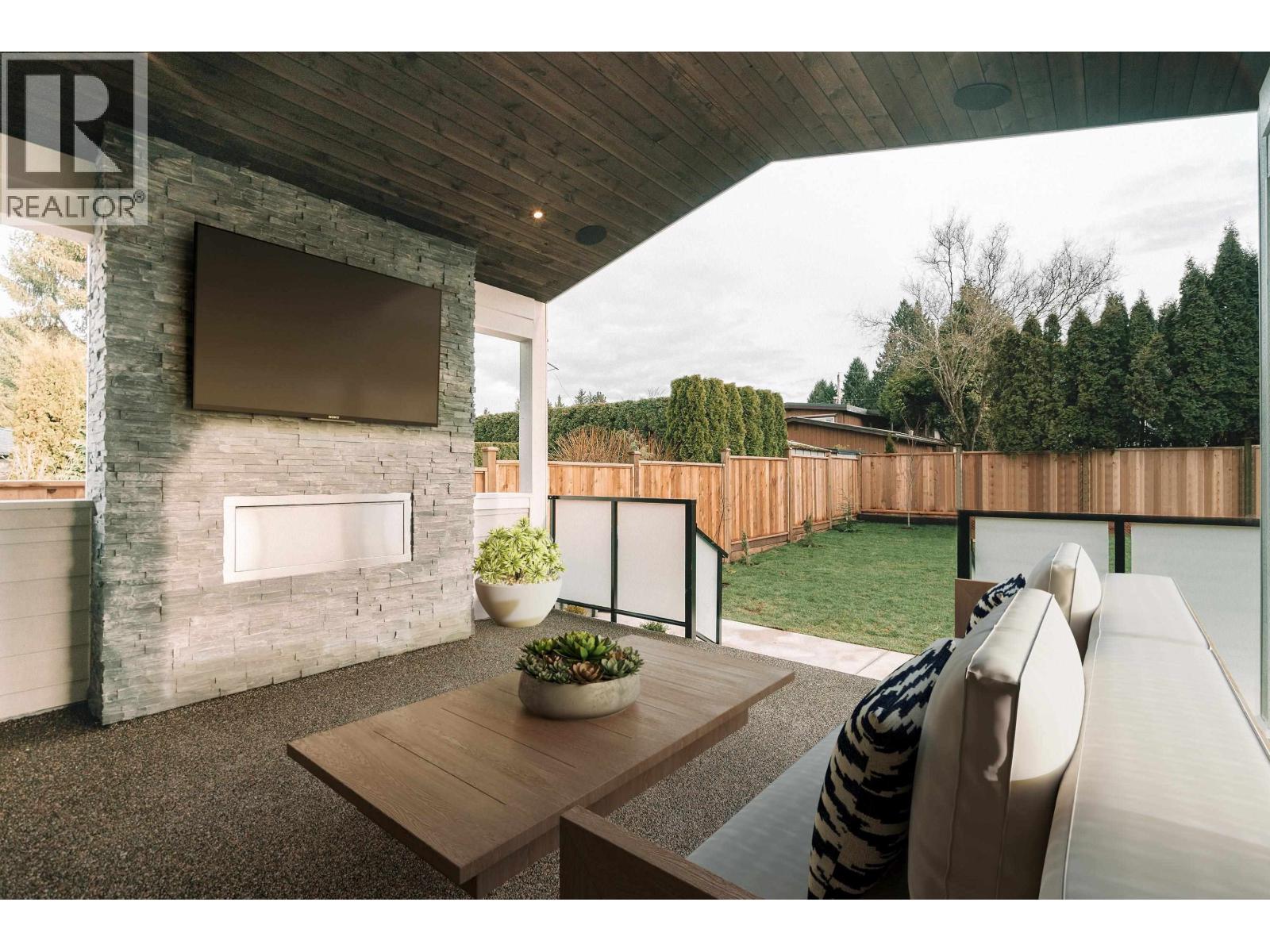 306 EIGHTH AVENUE, New Westminster