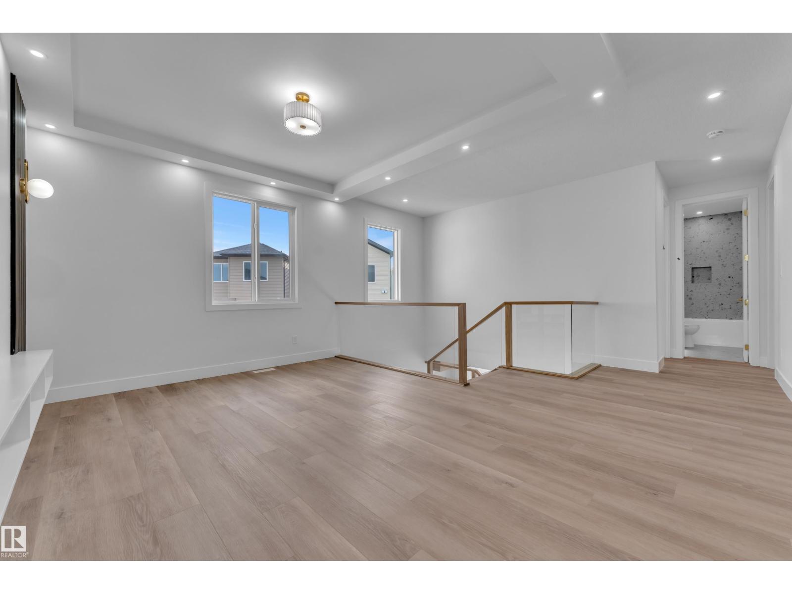 3053 7A Avenue SW - 27