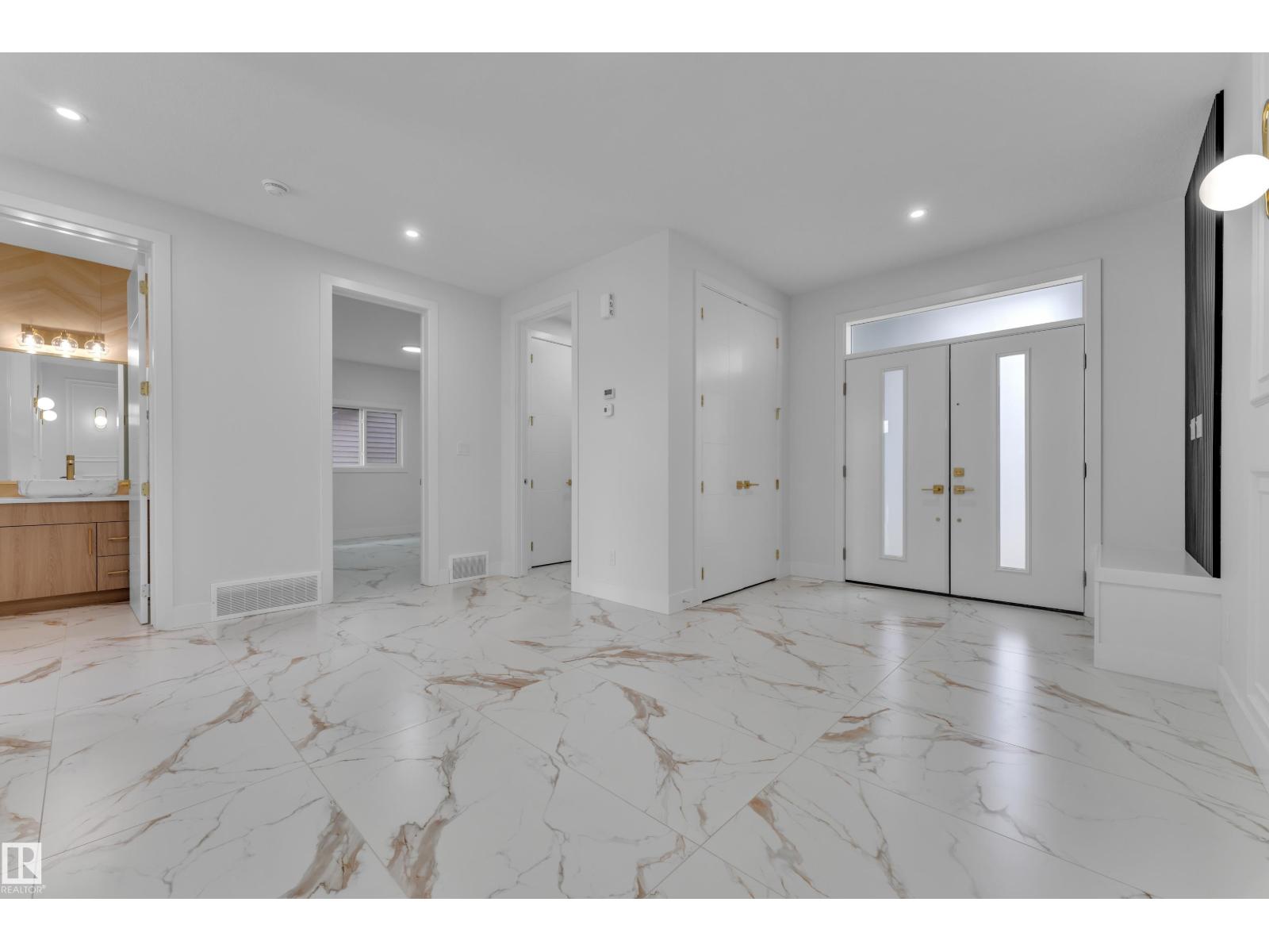 3053 7A Avenue SW - 7