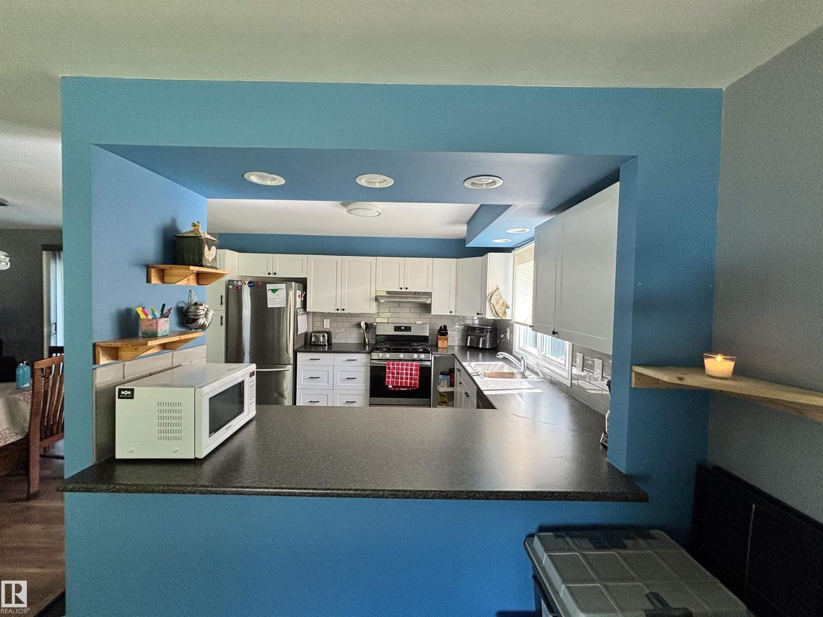 53513 HWY 765 - Photo 10