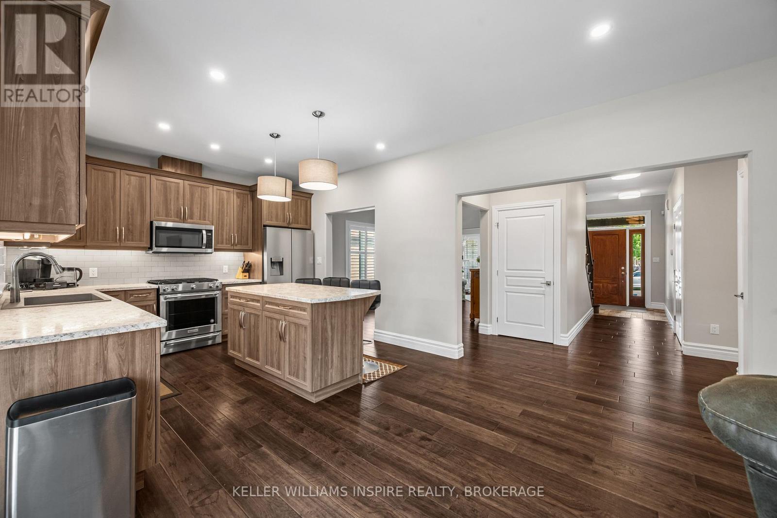 266 PAULINE TOM AVENUE - Image 12