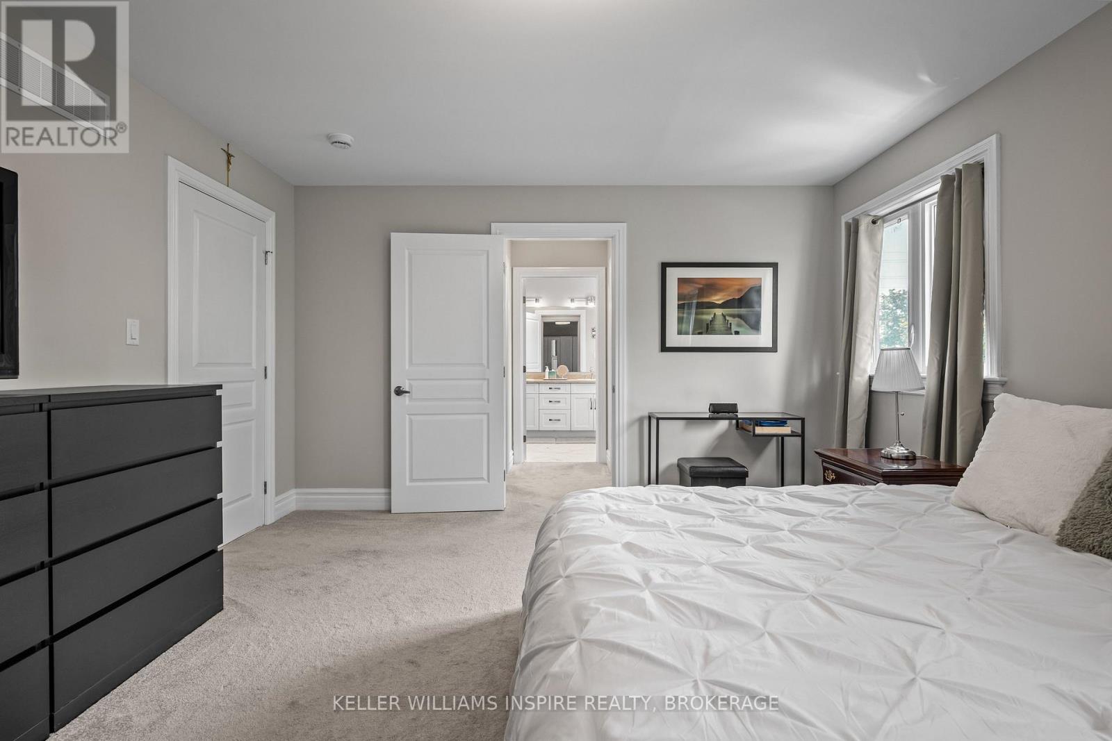 266 PAULINE TOM AVENUE - 31