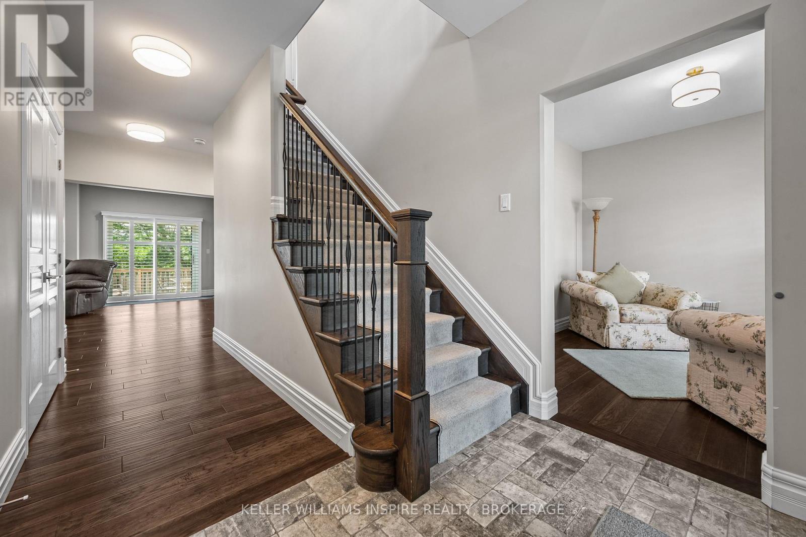 266 PAULINE TOM AVENUE - Image 3