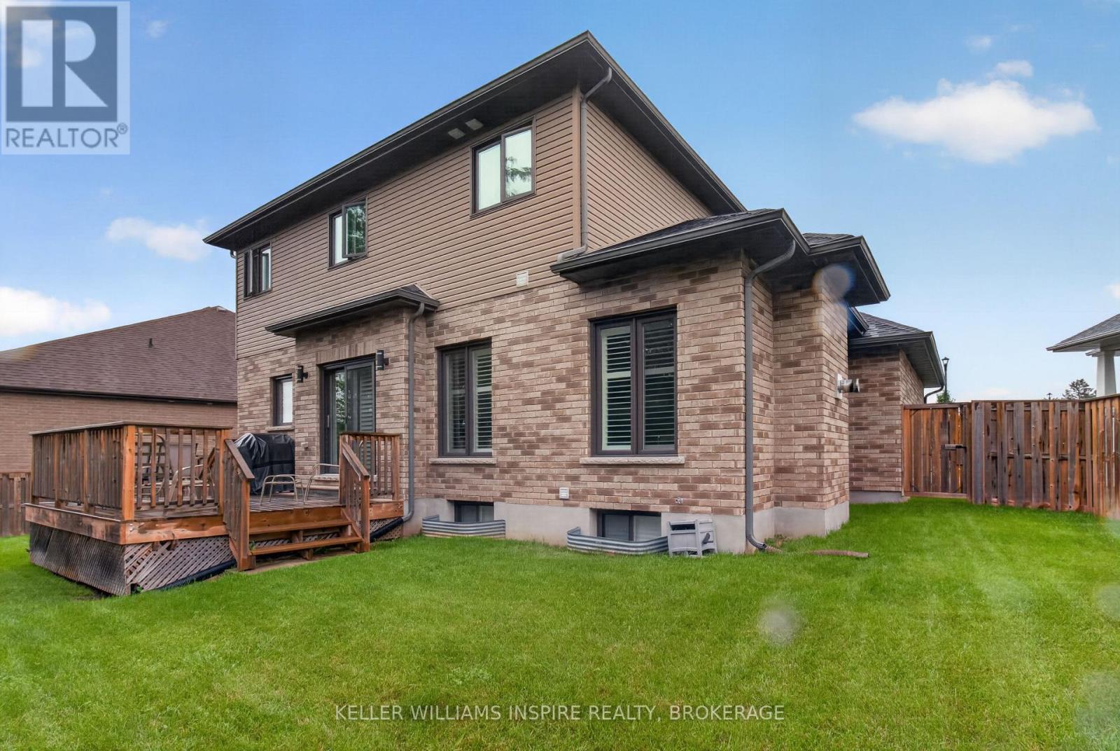 266 PAULINE TOM AVENUE - 39