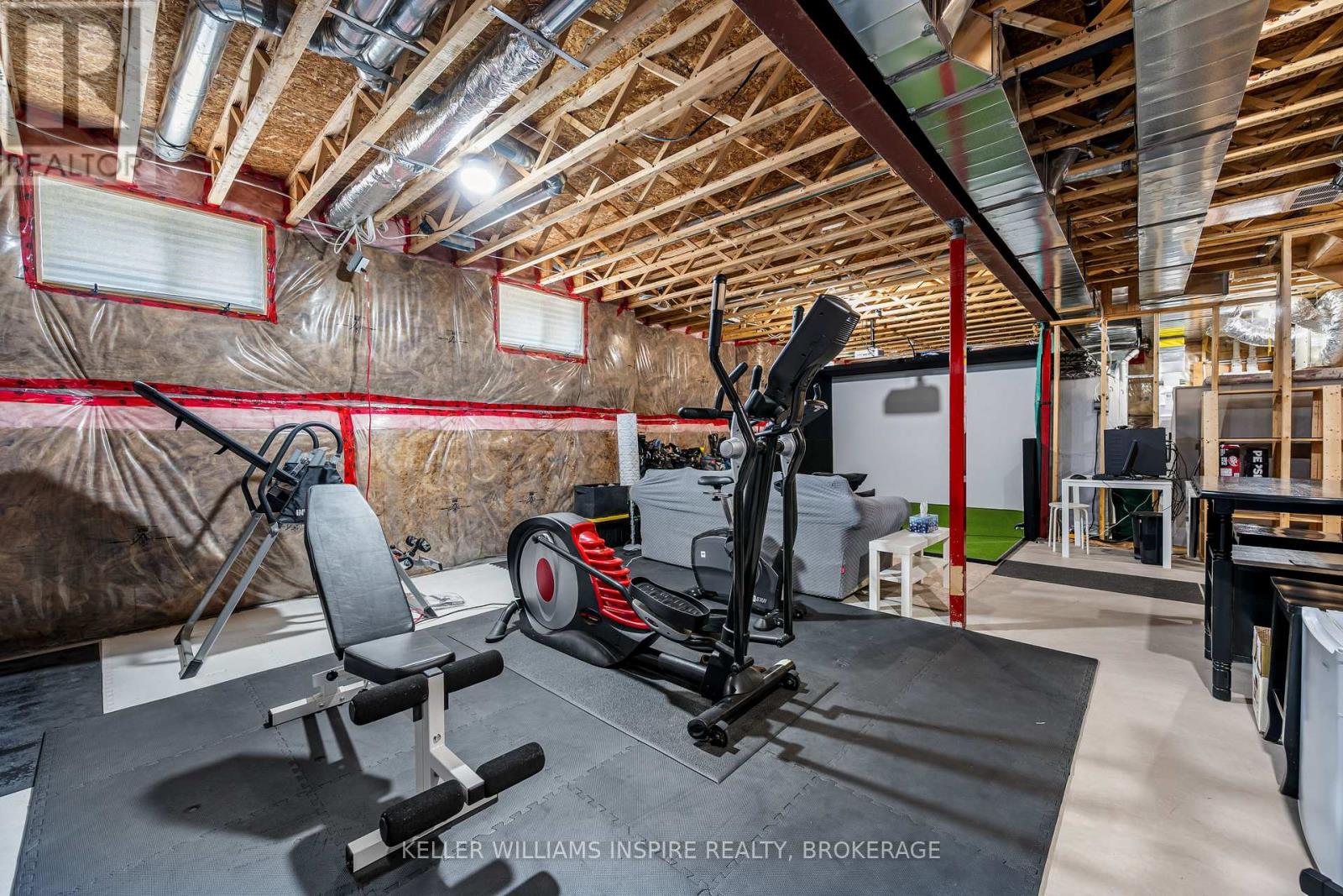 266 PAULINE TOM AVENUE - 46