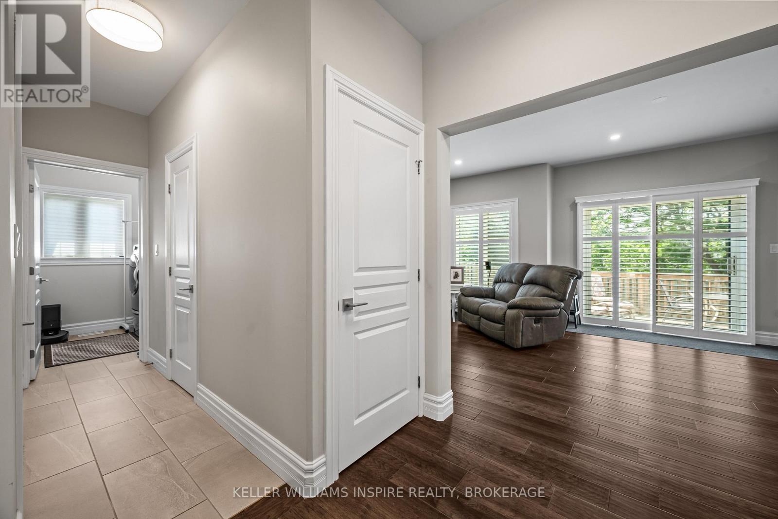 266 PAULINE TOM AVENUE - 9
