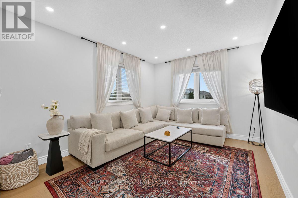 1110 DAVIS LANE - 20