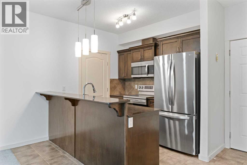 #208 141 Mountain Street - 3