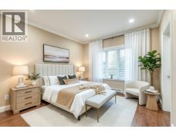 1041 Prospect Avenue, North Vancouver, BC V7R2M6 Photo 14