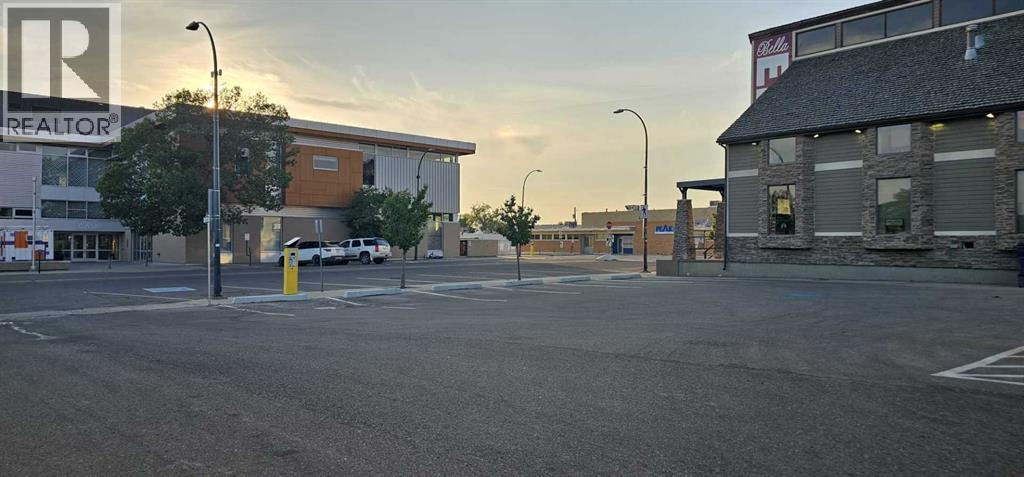806 2 Avenue South - Photo 10