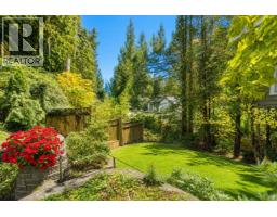 1041 Prospect Avenue, North Vancouver, BC V7R2M6 Photo 29