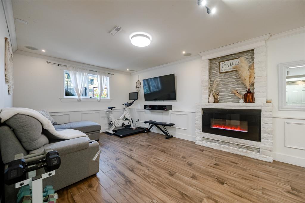 33121 MYRTLE AVENUE, Mission
