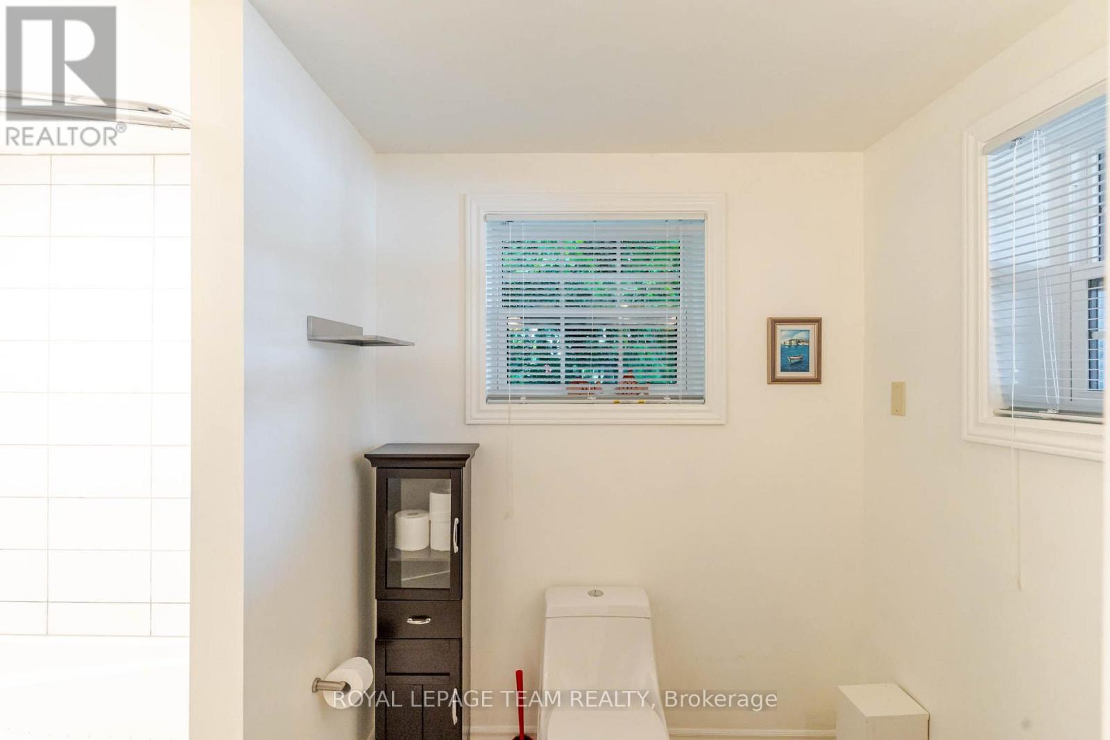 3 B1 ROAD - Image 47