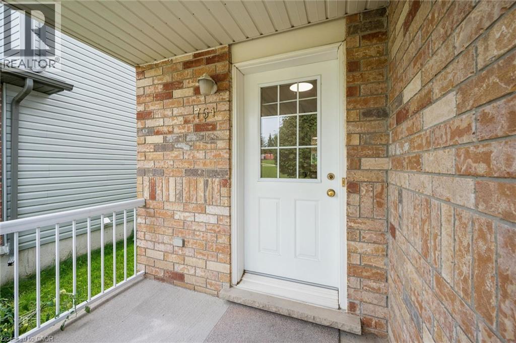 751 LAURELWOOD Drive — photo 3
