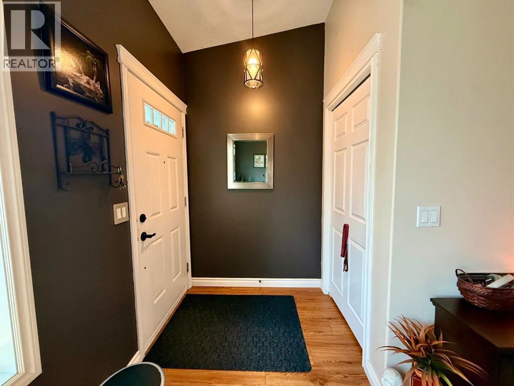 104 Sunvale Crescent Northeast - Photo 6