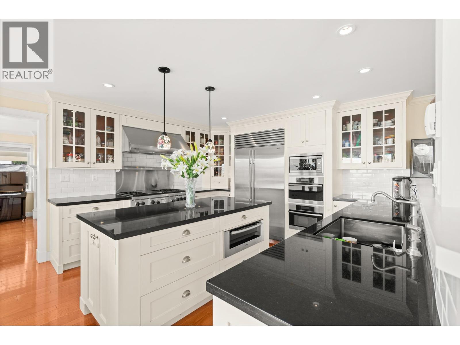 882 TSAWWASSEN BEACH ROAD, Tsawwassen